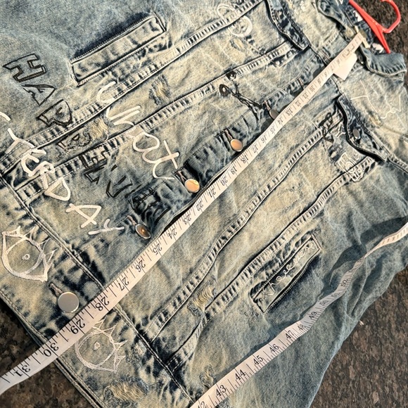 Jella c denim distressed stonewashed jean jacket NWT M - Picture 9 of 12